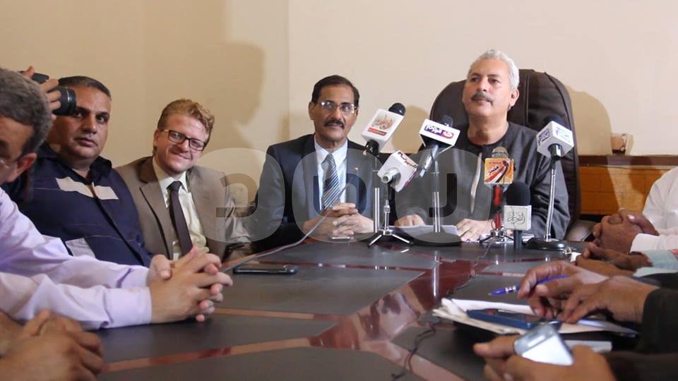 بالصور..”الأعلى للفلاحين” يناقش أزمة القمح المسرطن