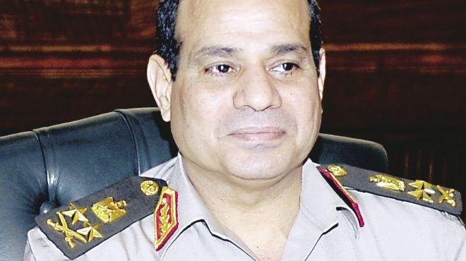 مفاجأة..عم «السيسي» يعمل بشرطة الإمارات وكان على علم بالانقلاب