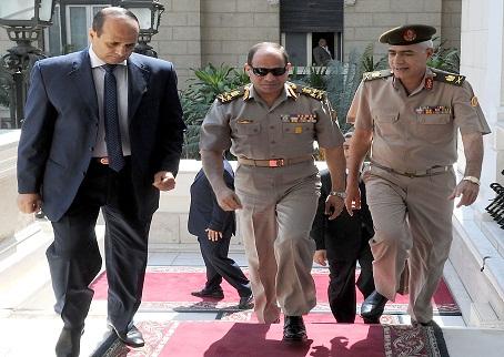 فهمي يكشف إستراتيجية الانقلابيين مع الاحتجاجات