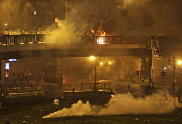 المستشفى الميداني برمسيس: شهيد و100 مصاب من المتظاهرين
