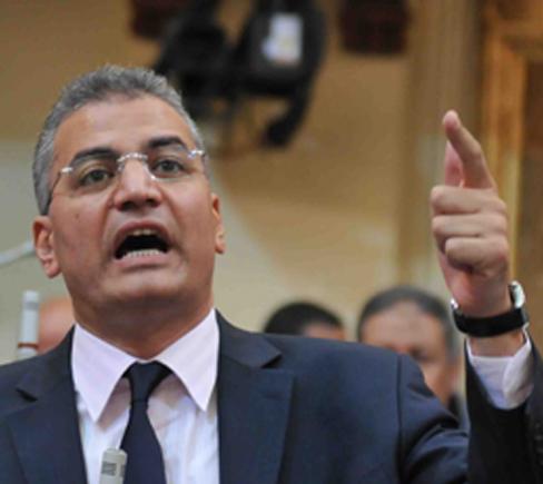 سلطان: حسبنا الله ونعم الوكيل فيك يا سيسي