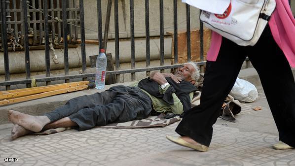 الموت يحاصر المصريين.. معاناة من الماء الملوث و القمح المسرطن