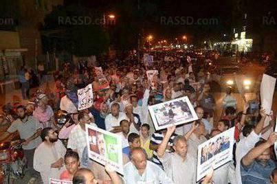 احتجاجات أمام إذاعة الوادي  ضد «التضليل الإعلامي»