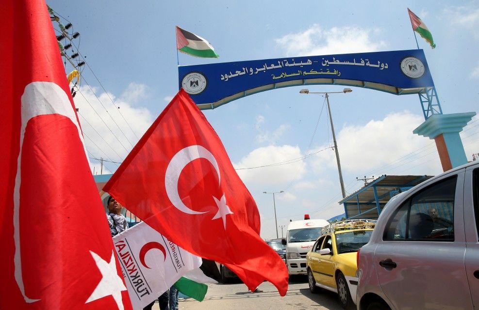 اليوم.. وصول 25 شاحنة من المساعدات التركية لقطاع غزة