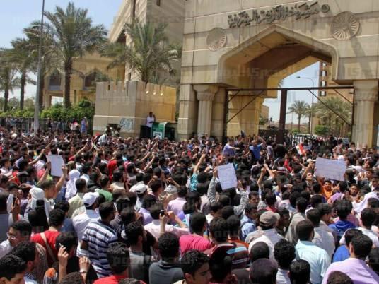 إفطار جماعى لطلاب الأزهر بميدان رابعة