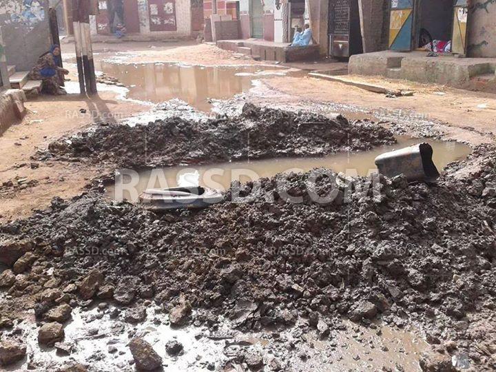 انفجار ماسورة مياه بـ”شنراق” بالغربية دون تدخل من المسؤلين