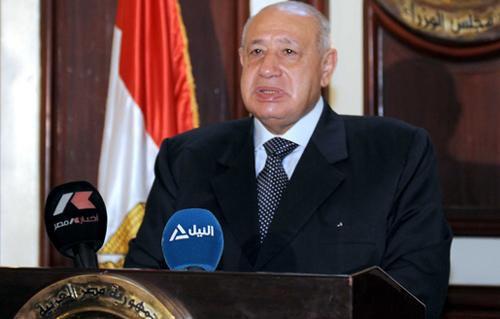 وزير التموين: نعتمد على الدعم العربي لتأمين شراء القمح