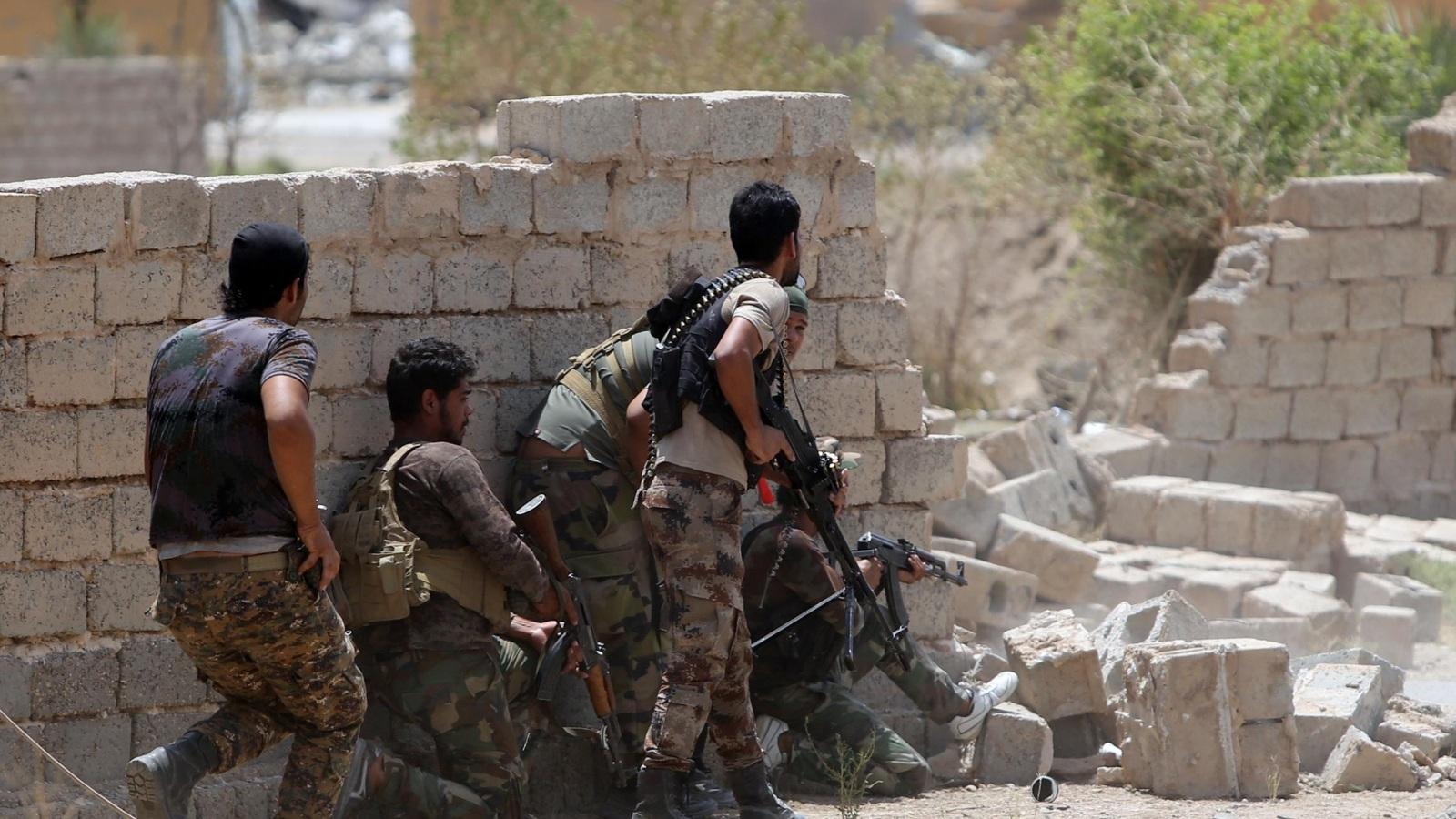 مقتل نحو 60 من الجيش العراقي والحشد في معارك جنوب الرمادي