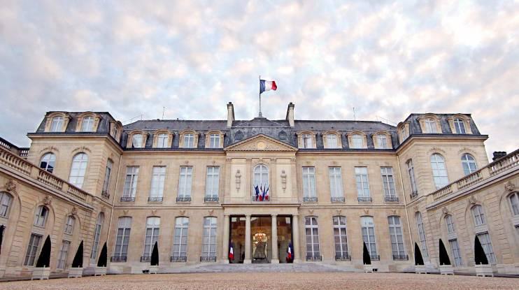 فرنسا صاحبة أقدم مهنة في التاريخ تعظ شبكة رصد الإخبارية