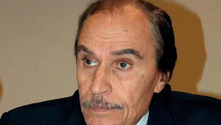 بالفيديو.. عزت العلايلي: وزير الثقافة لا يعرف شيئًا عن الثقافة