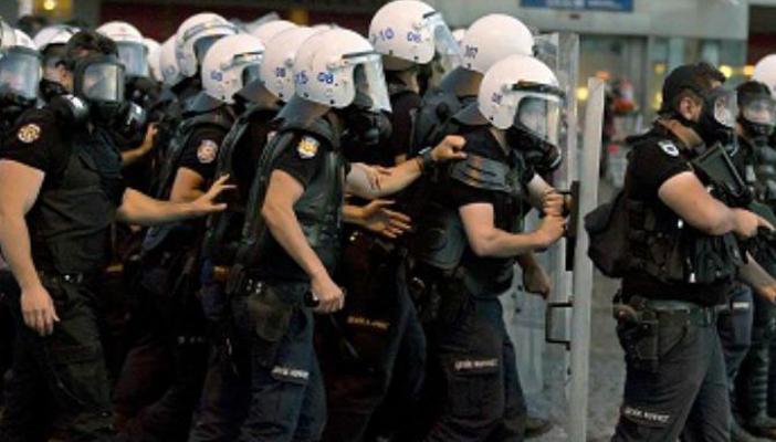 تركيا تلقي القبض على 35 يشتبه في انتمائهم لتنظيمات إرهابية