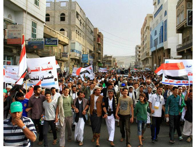 الشباب العربي يرفض وصاية العسكر على الحياة السياسية