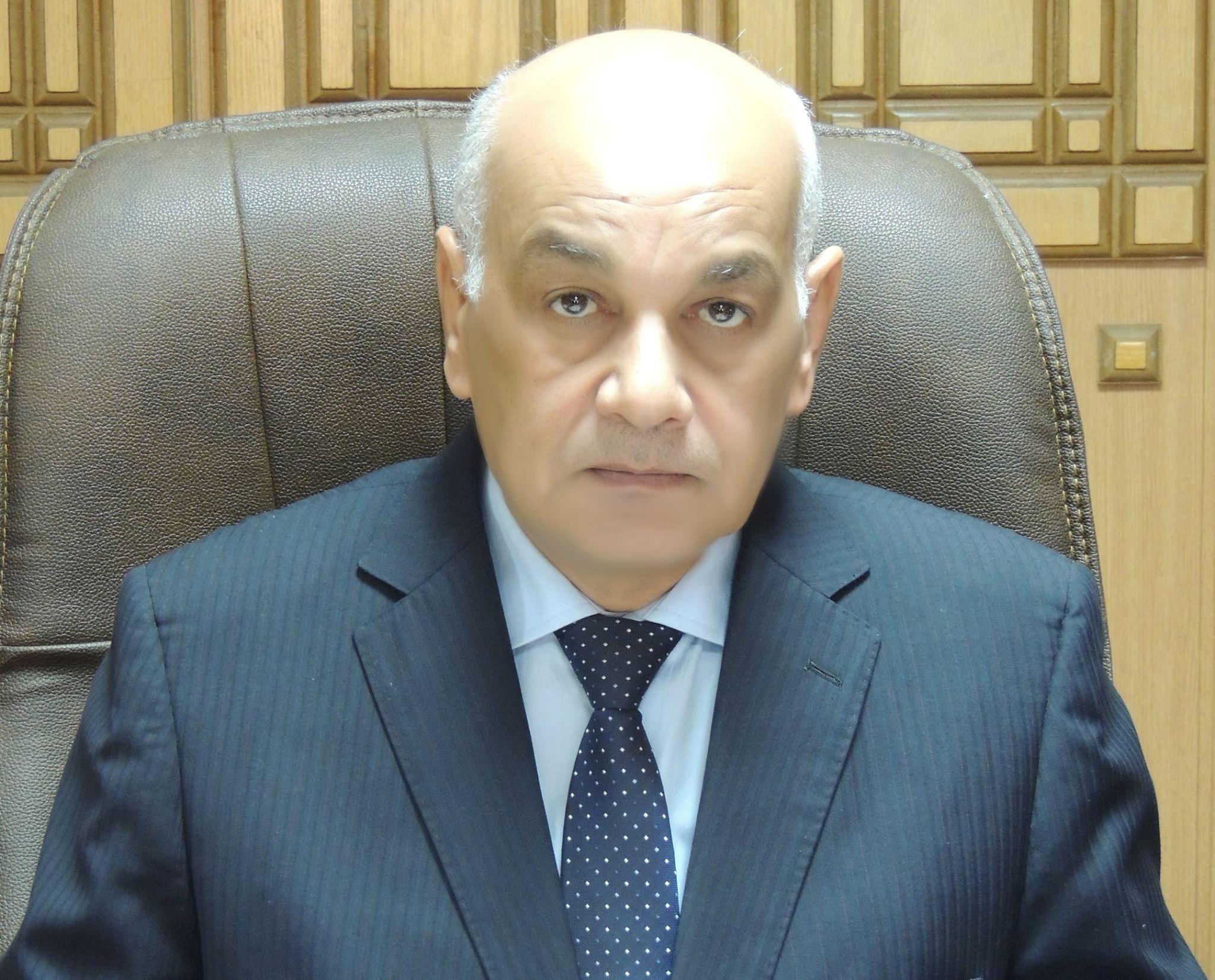 بالفيديو.. اللحظات الأولى بعد ذبح مواطن في سوق المواشي بـ”قنا”