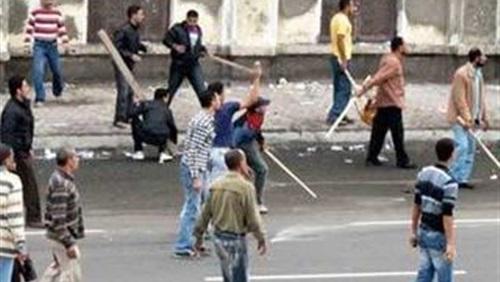 رافضو الانقلاب يتصدون لهجمات البلطجية بالمنصورة