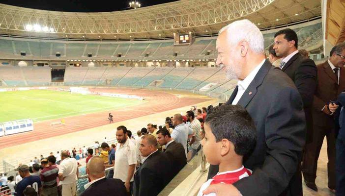 بالفيديو.. “الغنوشي” يحضر مباراة لكرة القدم بين تونس والمغرب