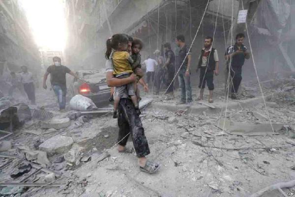 44 شهيدًا جراء قصف طائرات النظام لدمشق