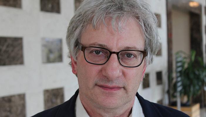 ديفيد هيرست: إيران وديكتاتوريو العرب سبب قوة “تنظيم الدولة”