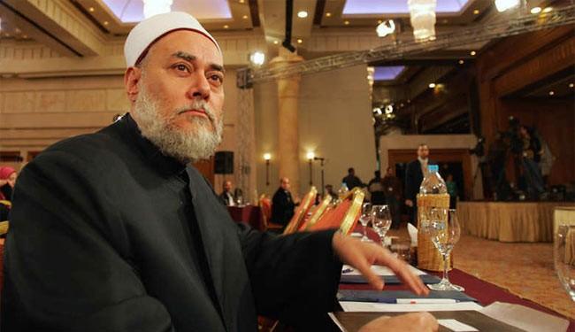 أبرزهم “الحشيش طاهر”.. 8 مواقف لعلي جمعة أثارت الجدل