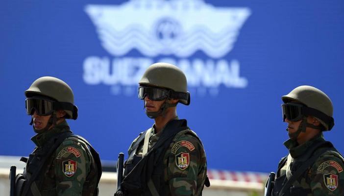 لافتات التهنئة بالتفريعة إجبارية على أصحاب المحلات.. والرفض غير مقبول