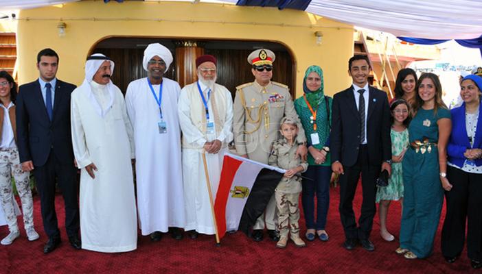 “التليجراف”: مصر تفتتح القناة في ظل تصاعد التمرد وتراجع حركة التجارة