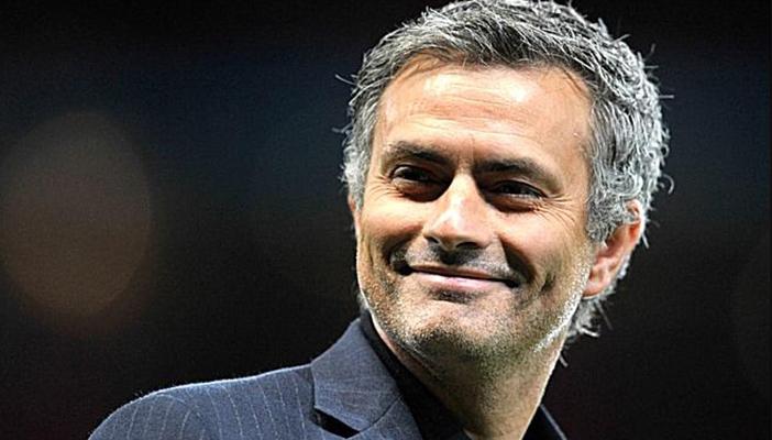 رسميا.. مورينيو يجدد عقده مع تشيلسي لمدة 4 سنوات