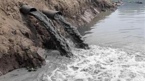 خبراء: تلويث المصانع لمياه الري يسبب الملاريا والسل