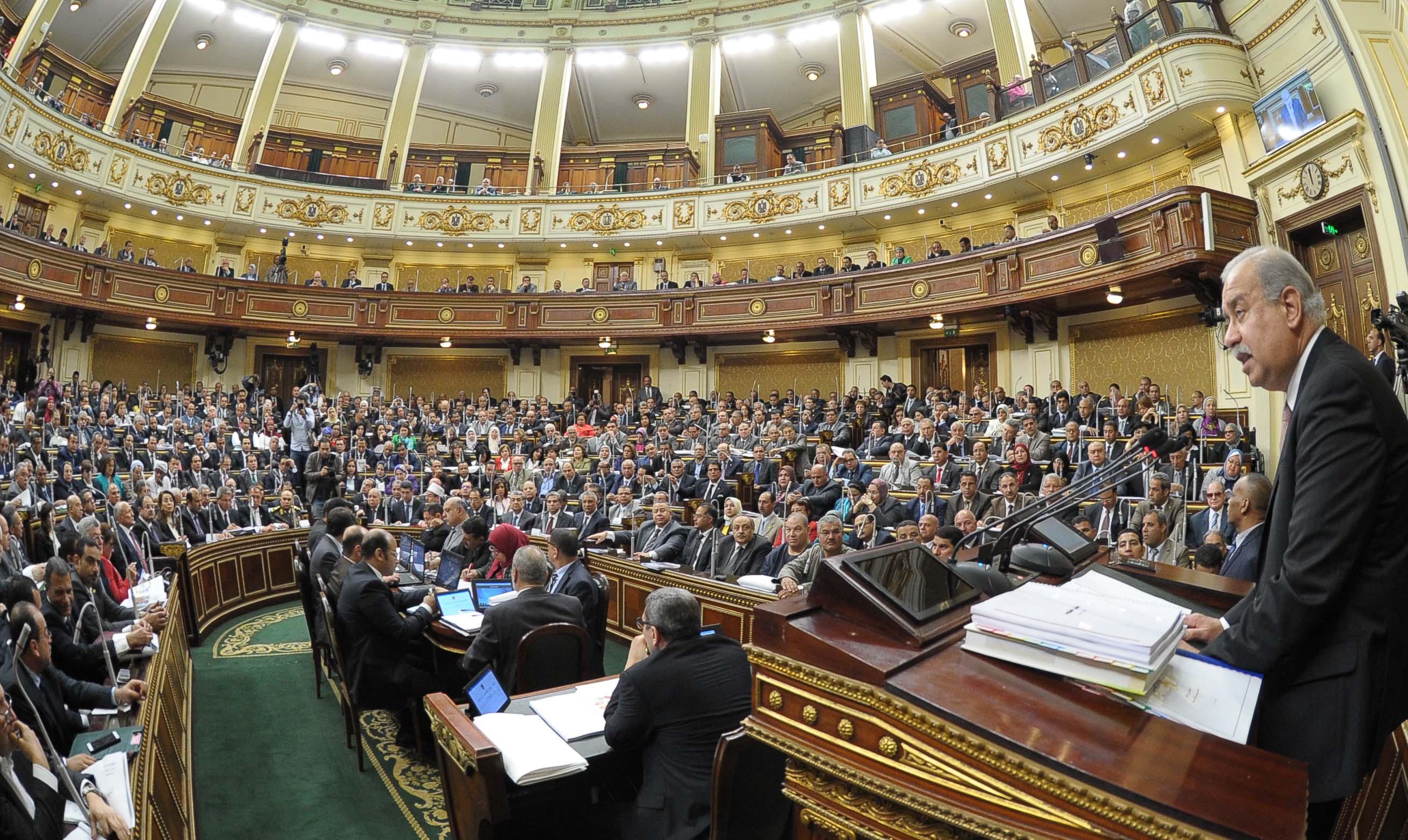 بوادر أزمة جديدة بين الحكومة ومجلس النواب بسبب القيمة المضافة