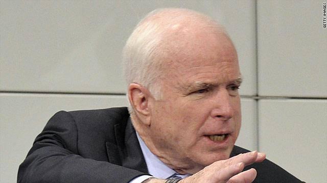 ماكين: تدمير الإخوان لن ينجح ومصر تتجه لسيناريو الحرب