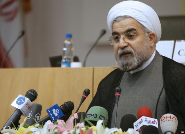 الرئيس الإيراني: لا مكان لأسلحة الدمار الشامل في دفاعاتنا