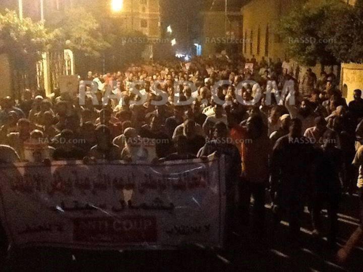 مسيرة حاشدة بسيناء لكسر حظر التجوال ورفض الانقلاب