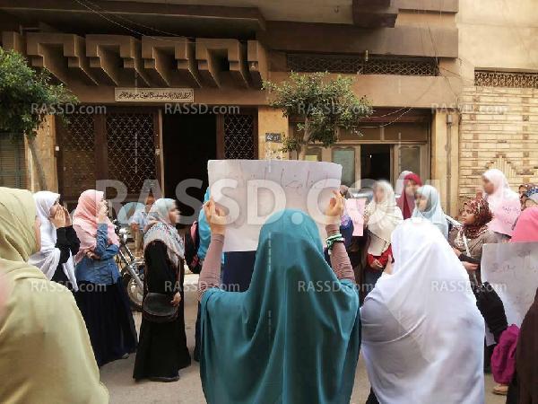 وقفة لحركة “ثورية حرة” أمام منزل أحد المعتقلين بالدقهلية