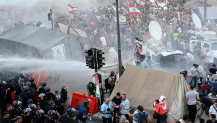 تجدد المواجهات وسط بيروت وسقوط 20 جريحًا