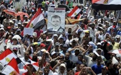 نشطاء: كلنا نازلين 30أغسطس والنفس الأطول للملايين