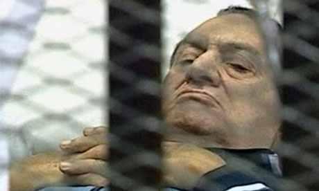 بدء محاكمة المخلوع بتهمة قتل المتظاهرين