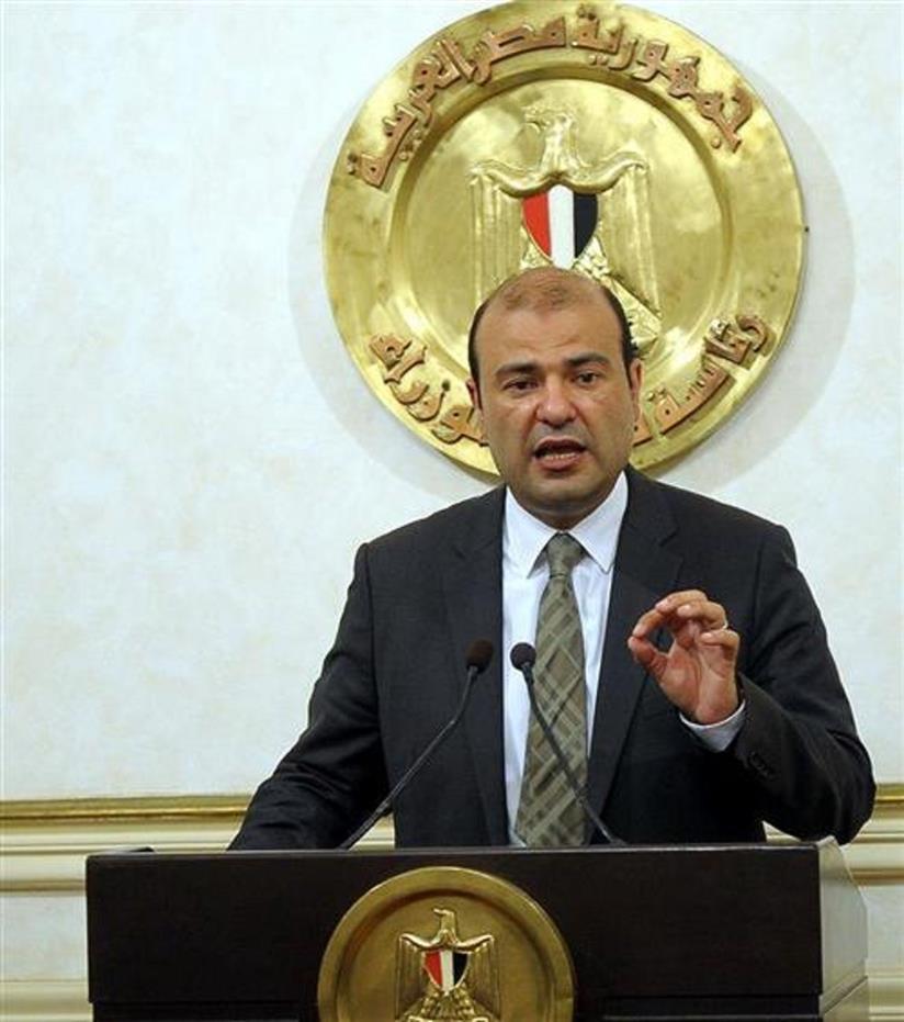 بالفيديو.. لحظات إعلان وزير التموين استقالته من منصبه