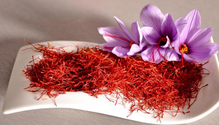 تعرَّف على 4 فوائد للزعفران