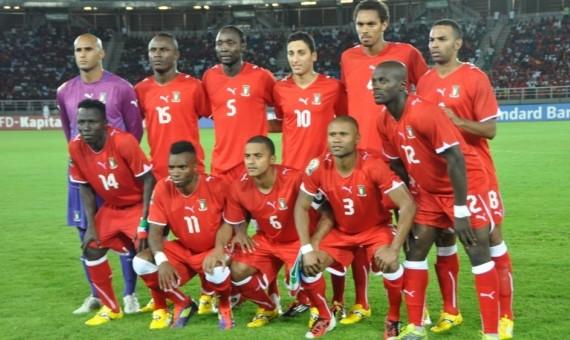 منتخب غينيا يصل مطار القاهرة للقاء نظيره المصري