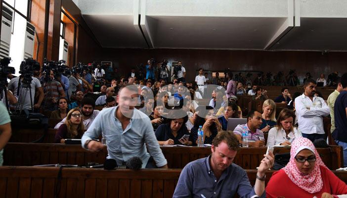 الاتحاد الأوروبي: الحكم على صحفيي “الجزيرة” انتكاسة لحرية التعبير