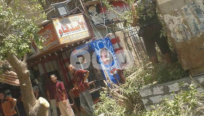 قطع الأشجار من شوارع سنورس يثير غضب الأهالي