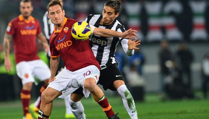 دزيكو يقود روما للفوز على اليوفي بثنائية