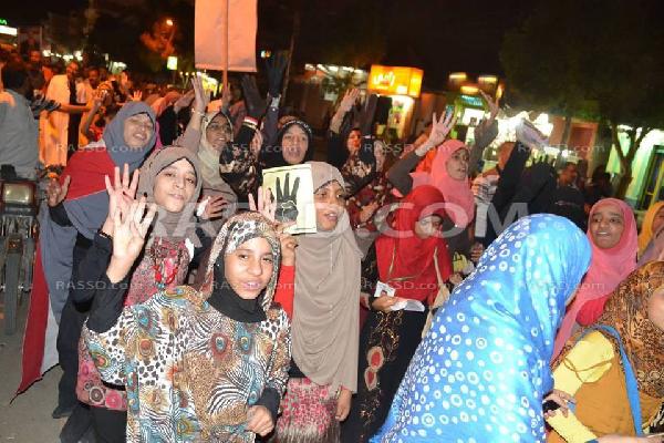 بالساعات الأخيرة من جمعة الحسم..استمرار التظاهر بالوادي