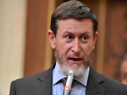 الأمن يعتقل فريد إسماعيل و يداهم منزله بفاقوس