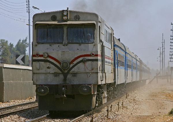 أوامر “الداخلية” تُكبد السكة الحديد 100 مليون جنيه خسائر