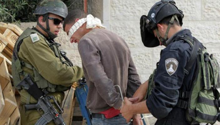 جيش الاحتلال  يعتقل شابين فلسطينيين في الضفة الغربية