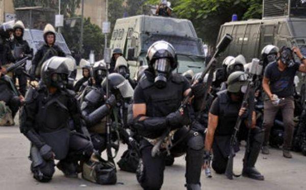 تزامنا مع جمعة “ثورة حتى النصر” قوات أمن الانقلاب تنتشر بالسويس