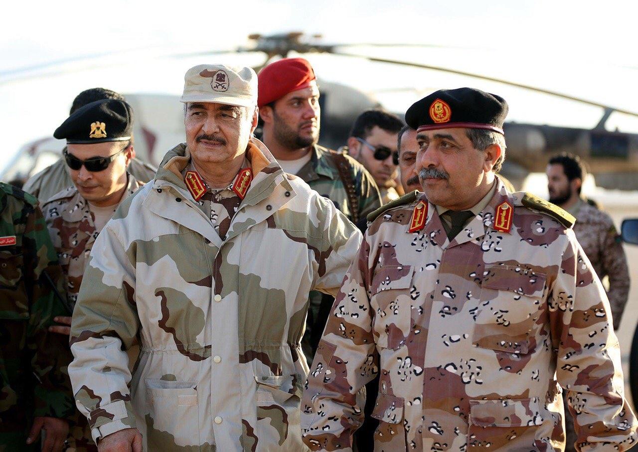 حفتر يقر بتلقيه دعم من الجيش المصري.. وخبراء: السيسي يشعل حرب أهلية