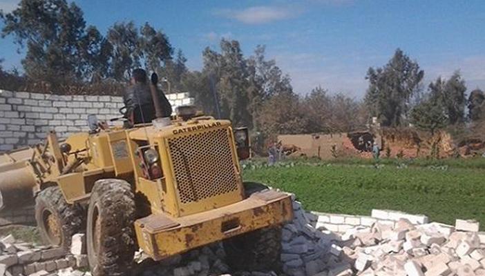 إزالة 501 حالة تعد بالمنيا.. والأهالي: بيطبقوا القانون ع اللي ملوش ضهر