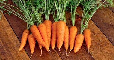 دراسة: أوراق الجزر تحد من نمو الأورام السرطانية