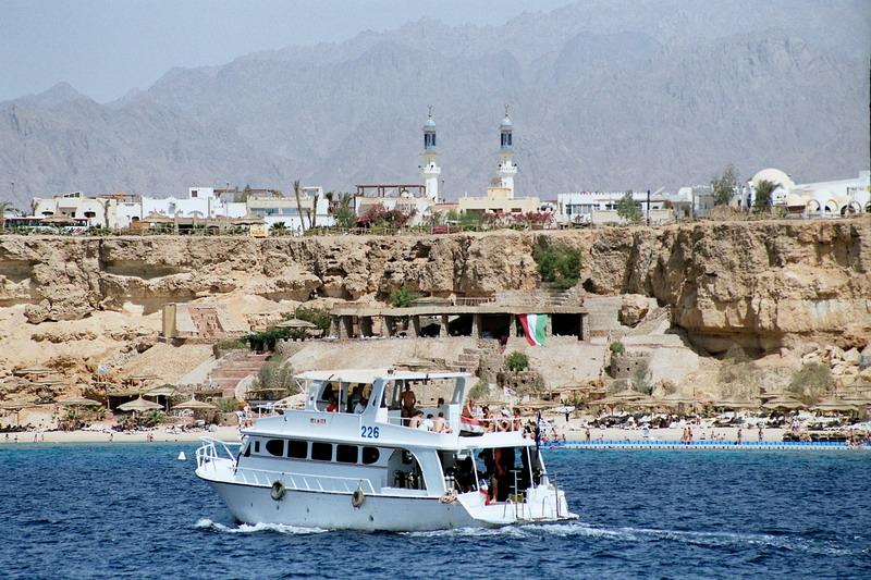 لجنة السياحة:القطاع ينهار و4 ملايين عامل مهددون بالتشرد
