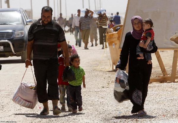 معارض سوري:”كارثة إنسانية”جراء اللاجئين العالقين على حدود الأردن